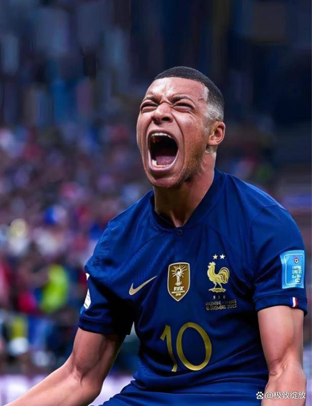 姆巴佩，你变了！从头球困难户到空霸，他只用了一个赛季