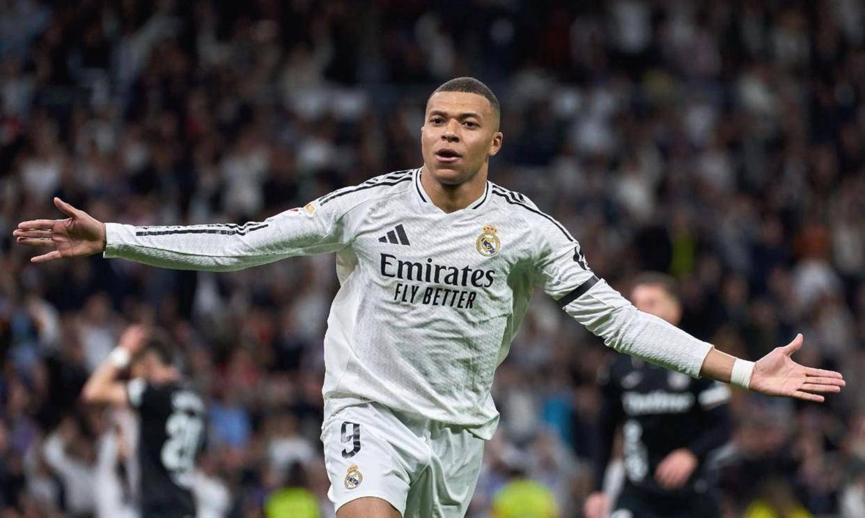 皇马为下周中欧冠保存实力本场比赛上半场几次机会未能破门反映出进攻乏力